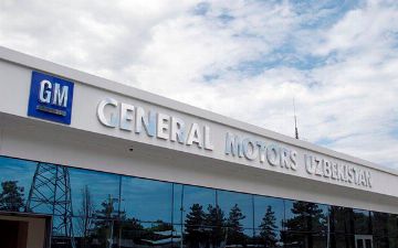 General Motors остановила три мировых завода из-за нехватки полупроводников: коснется ли это Узбекистан?