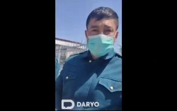 Корреспондент Daryo столкнулся с грубым сопротивлением сотрудника УВД — видео