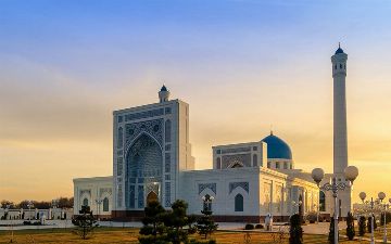 В Узбекистане порекомендовали ввести возрастное ограничение в мечетях