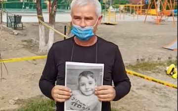 В Ташкенте восьмилетнего ребенка насмерть придавила железная горка