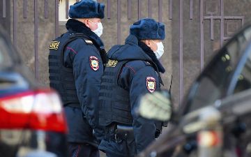 Московский подросток пошутил о планируемом убийстве в школе и остался без спортивного оружия