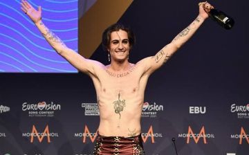 Победителя Евровидения обвинили в употреблении наркотиков прямо во время выступления — видео