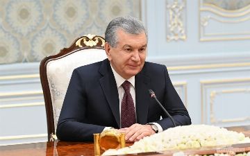 Шавкат Мирзиёев поздравил выпускников школ Узбекистана
