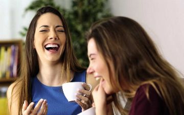 Смех продлевает жизнь: правда ли у смеха есть преимущества для здоровья