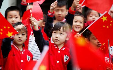 В Китае официально разрешили заводить третьего ребенка в семье