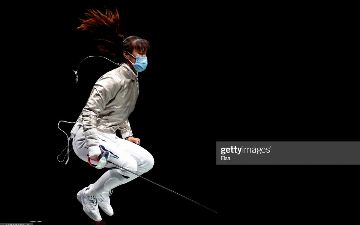 Узбекская фехтовальщица Зайнаб Даибекова вышла в четвертьфинал Олимпиады