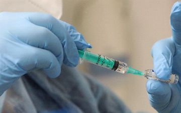 «Вектор» исключил побочные реакции на вакцину при хронических заболеваниях
