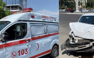 В Ташкенте случилась авария машины скорой помощи и «Нексии». Пассажир скорой погиб