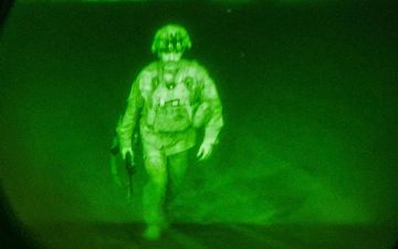 Фото: Последний американский солдат, покинувший Афганистан
