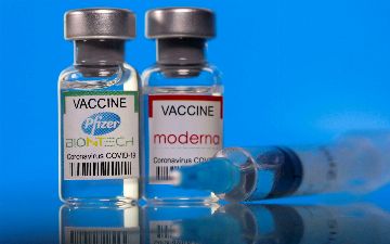 Ученые доказали безопасность вакцин Pfizer и Moderna