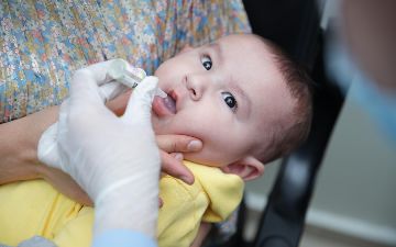 Педиатр рассказал, как проводится вакцинация детей от полиомиелита в Узбекистане, и ответил на частые вопросы