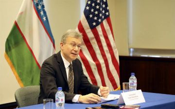 Посол США в Узбекистане Дэниел Розенблюм поздравил народ с праздником на узбекском языке 