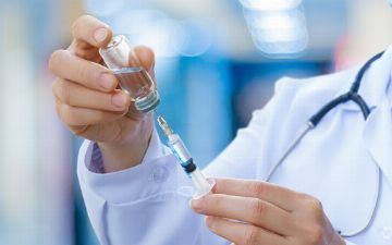 Первую дозу вакцины от коронавируса вчера получили около 70 тысяч узбекистанцев — обновленная статистика