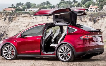 Обновленная Tesla Model X будет мощнее и получит легкую батарею