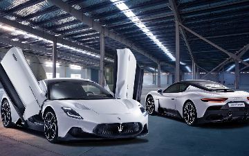 Теперь эстафету принимает Maserati: итальянский производитель отзывает суперкары MC20