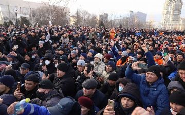 Власти Казахстана снизили цены на газ на фоне массовых протестов