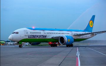Самолет, летевший из Москвы в Ташкент, сел в Казани из-за умирающего пассажира