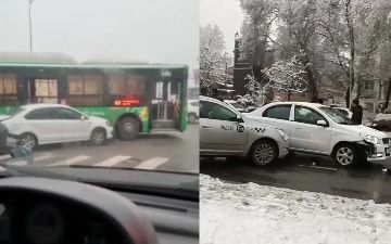 В Алматы погода спровоцировала массовые ДТП, в которых столкнулись около 20 машин