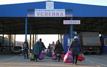 Главы ДНР и ЛНР призвали жителей срочно эвакуироваться в Россию