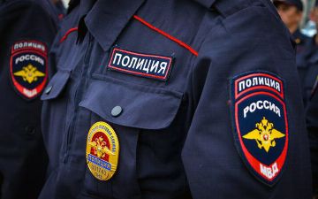 В Петербурге пьяный полицейский воткнул узбекистанцу вилку в глаз
