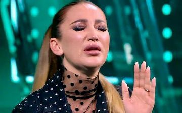 Ольга Бузова в слезах поделилась эмоциями из-за блокировки Instagram – видео