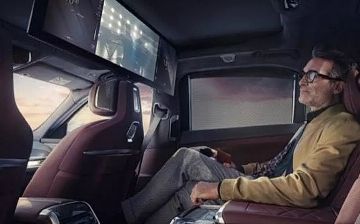 BMW 7-Series получит экран-кинотеатр