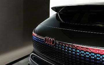 Audi презентовала минивэн
