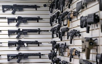 В США намереваются ужесточить продажу оружия 