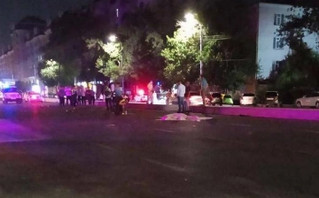 В центре Ташкента пешехода сбила иномарка и переехала следующая: он скончался на месте