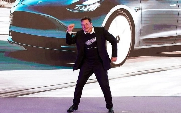 Илон Маск рассказал, когда подешевеют электрокары Tesla