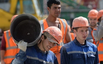 В России подсчитали, насколько увеличилось число трудовых мигрантов из Узбекистана