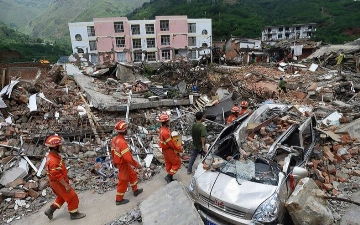 В Китае произошло сильное землетрясение и унесло десятки жизней