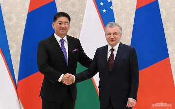 Президент встретился с лидером Монголии