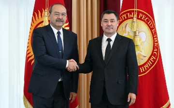 Арипов встретился с президентом Кыргызстана и подписал протокол о кыргызско-узбекской границе