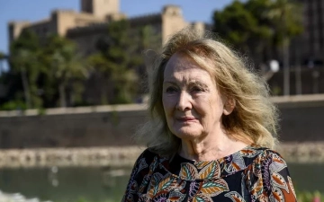 Французская писательница получила Нобелевку по литературе за храбрость и точность