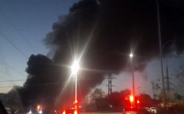 На заводе в Ташкенте произошел крупный пожар — видео