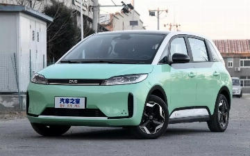 В Китае начали продавать идеальный электромобиль для таксистов