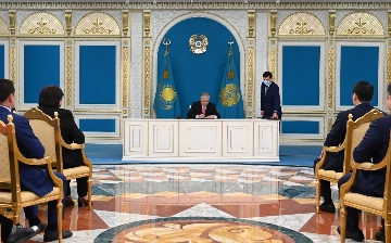 В Казахстане сократили полномочия президента 