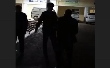 "Haddingni bil, bilmasang bildirib qo'yaman". IIB mas'uli qo'l ostidagi xodim bilan tortishdi — video