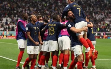 Франция стала последним полуфиналистом, одолев Англию — видео
