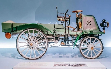 Mercedes-Benz показал свой первый грузовик 1899 года