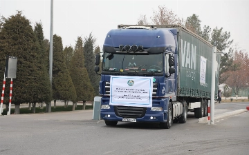 Узбекистан отправил в Афганистан девять грузовиков с гумпомощью 