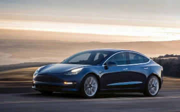 Tesla забрала у Toyota звание самого дорогого мирового автобренда