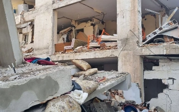 Узбекские спасатели обнаружили под завалами в Турции 11 пострадавших и 33 погибших