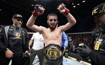 Махачев победил Волкановски и защитил титул чемпиона UFC (видео)