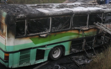 В Мексике автобус с туристами упал в овраг, есть погибшие