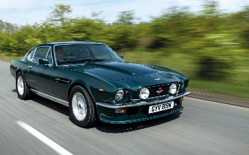 В сети показали Aston Martin Vantage 1977 года, который выглядит невероятно
