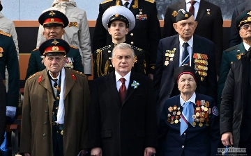 Шавкат Мирзиёев побывал на параде Победы в Москве (фото)