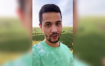 «Я в порядке, не умер» — блогер Activist спустя месяц после ареста опубликовал видеообращение