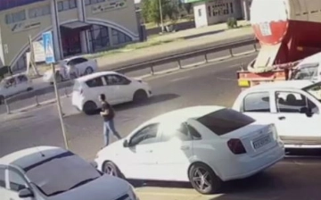 В Ташкенте водитель Spark сбила насмерть мужчину, перебегавшего дорогу по «зебре» (видео 18+)